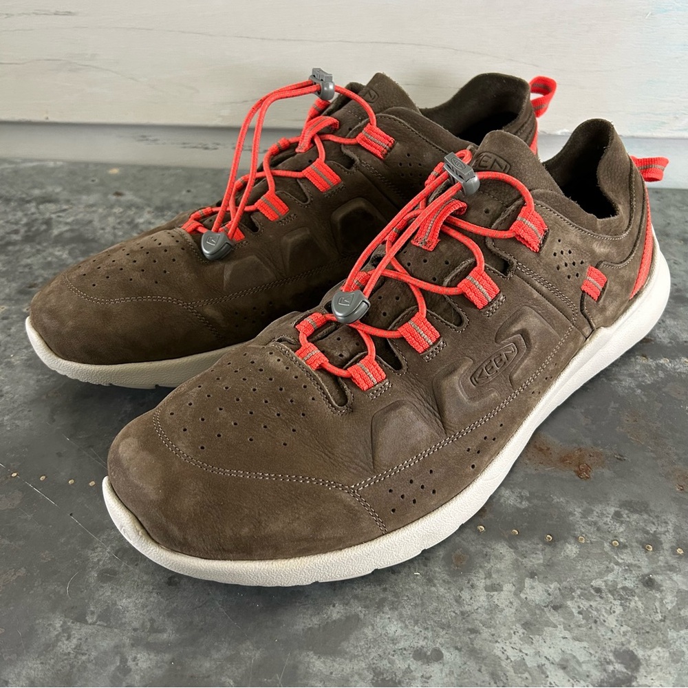 KEEN Highland Men's Leather Sneakers Caper Silver Birch Bungee Lace Size 15